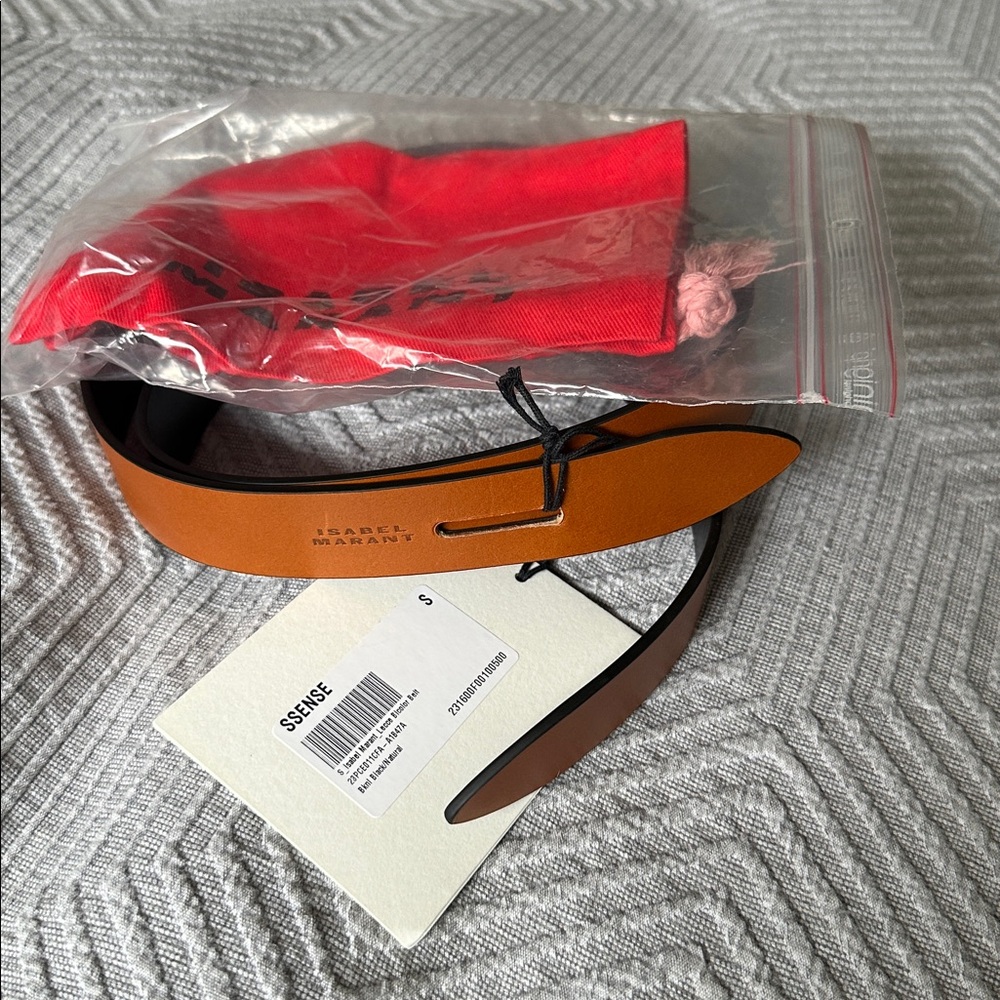 NWT - Isabel Marant Lecce Reversible Black & Natural Leather Belt Size Small - Picture 2 of 3